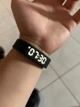 Avis clients – Bracelet connecté LED numérique étanche