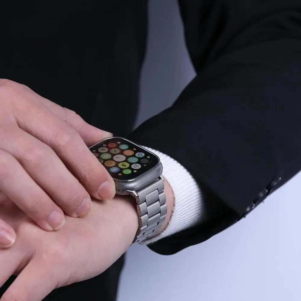 Bracelet acier pour Apple Watch 38 à 49 mm série 12