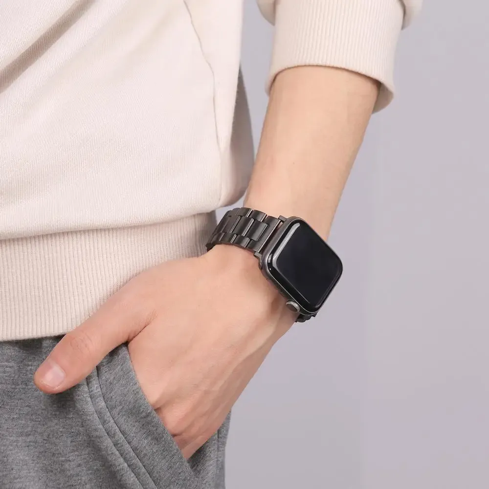Bracelet acier pour Apple Watch 38 à 49 mm série 12