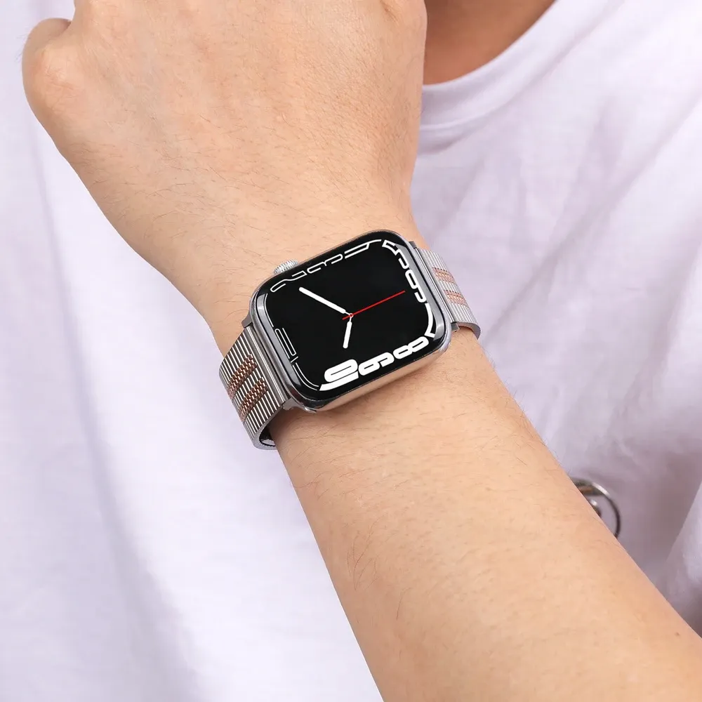 Bracelet acier pour Apple Watch 38 à 49 mm série 12