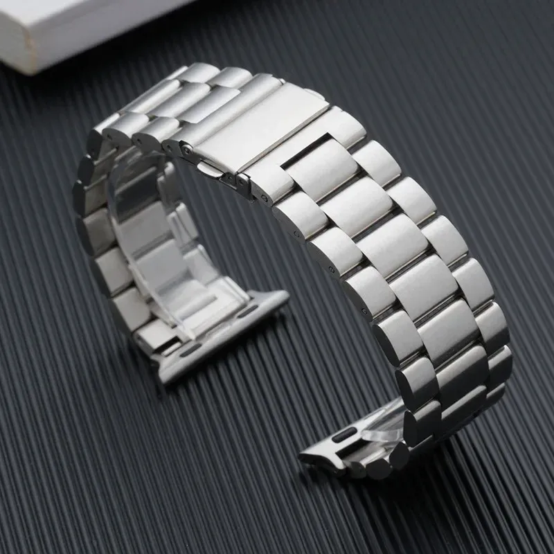 Bracelet acier pour Apple Watch 38 à 49 mm série 12