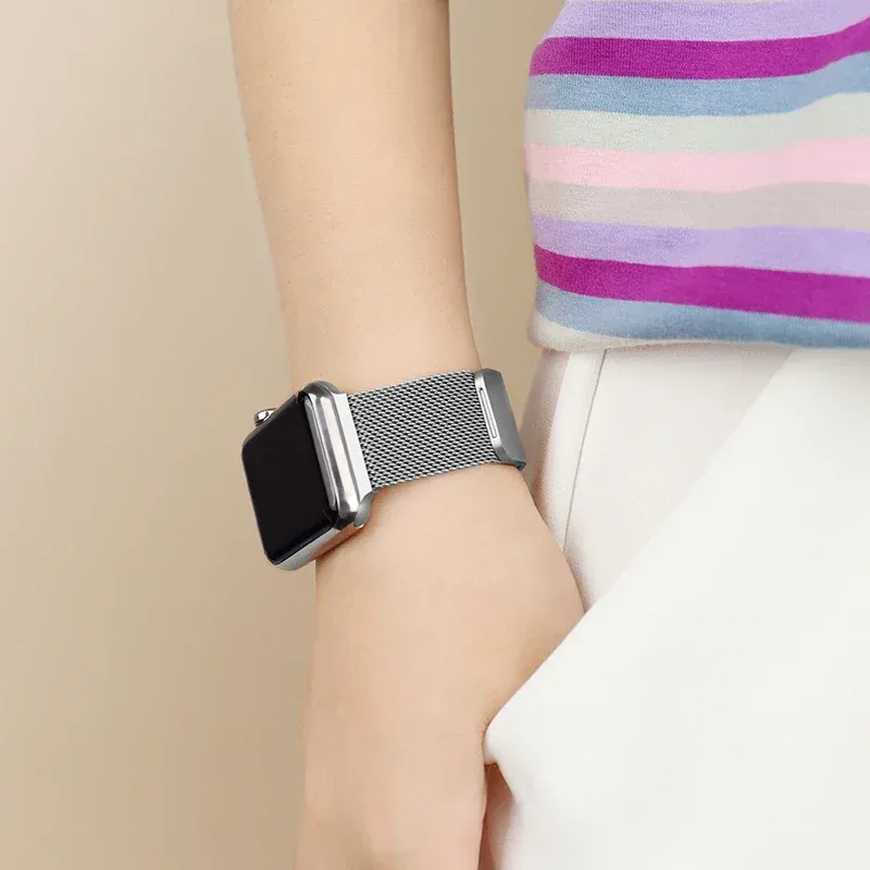 Bracelet boucle milanaise pour Apple Watch 38 à 49 mm