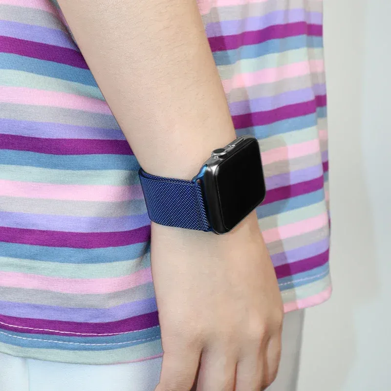 Bracelet boucle milanaise pour Apple Watch 38 à 49 mm