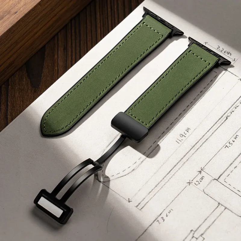 Bracelet cuir et silicone pour Apple Watch 38 à 49 mm
