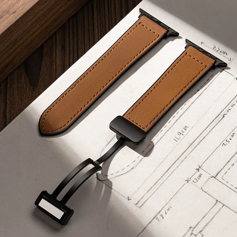 Bracelet cuir et silicone pour Apple Watch 38 à 49 mm