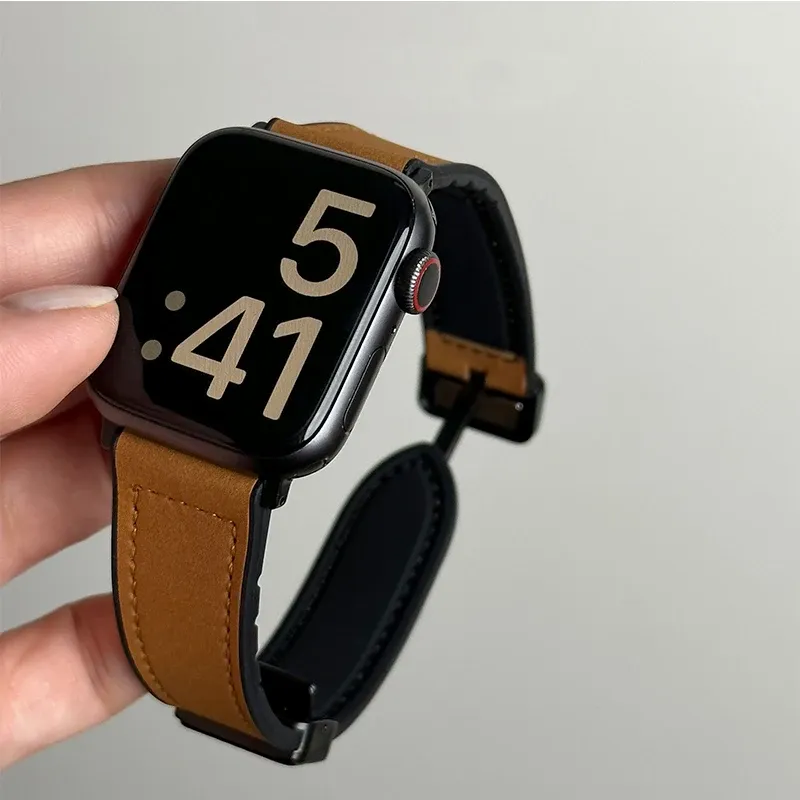 Bracelet cuir silicone magnétique pour Apple Watch 38 à 49 mm