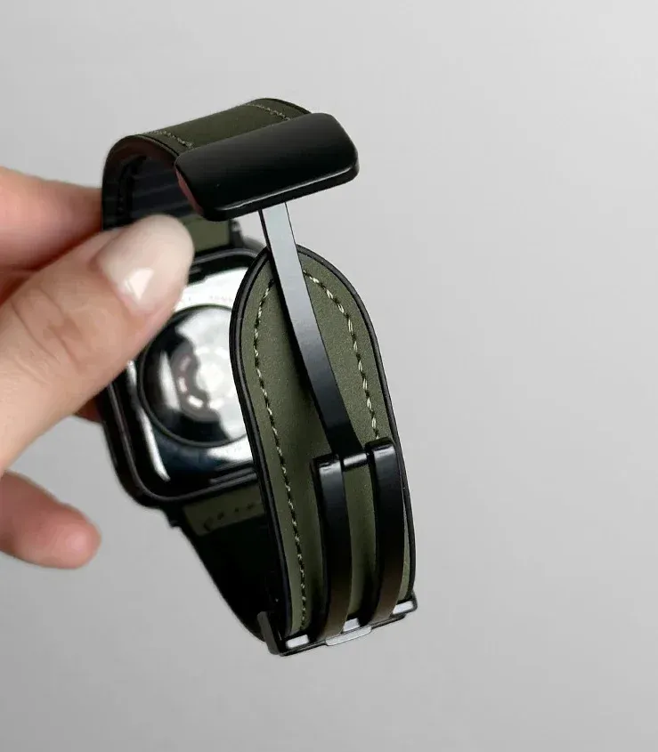 Bracelet cuir silicone magnétique pour Apple Watch 38 à 49 mm