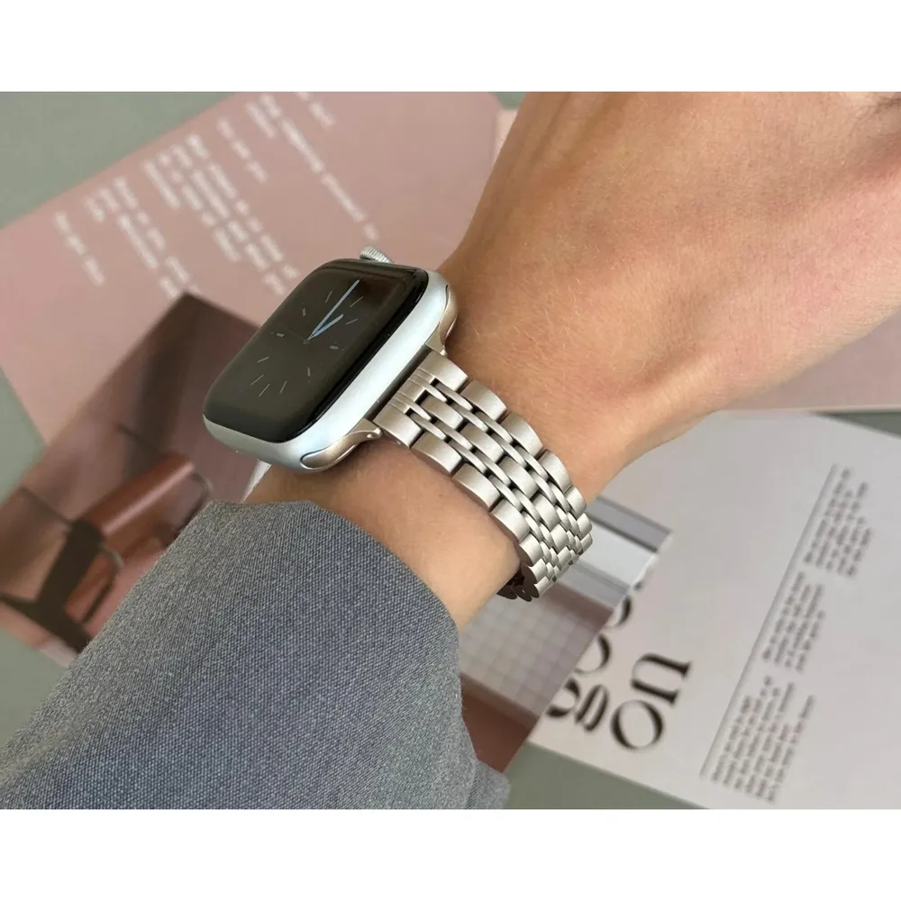 Bracelet métal mince pour Apple Watch 38 à 49 mm