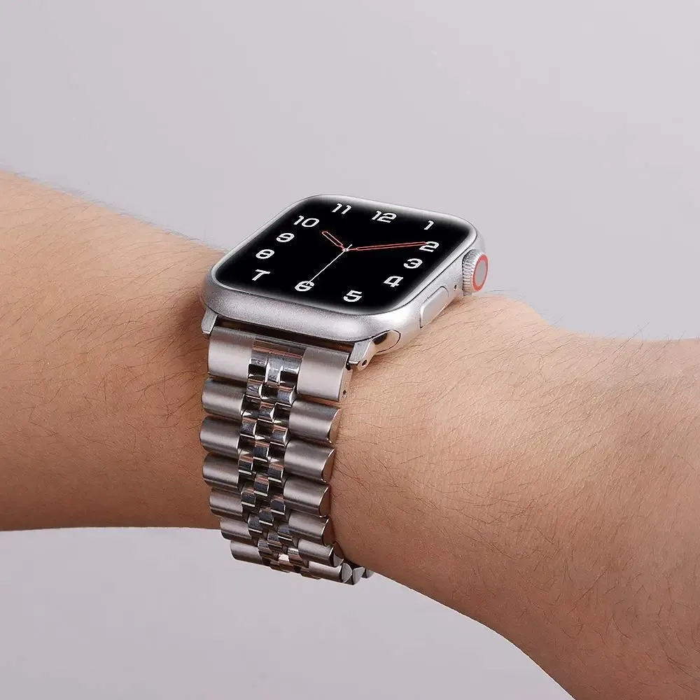 Bracelet métal pour Apple Watch 38 à 49 mm