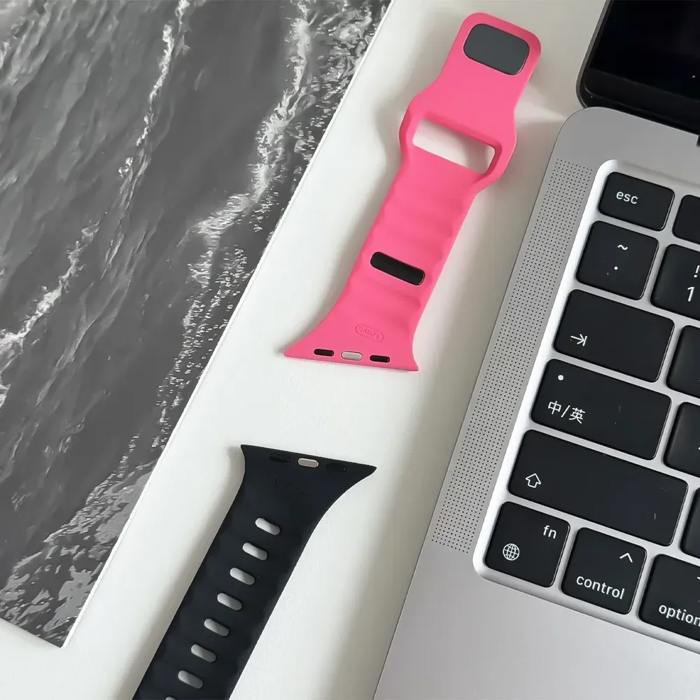 Bracelet montre silicone incliné 40 à 49 mm