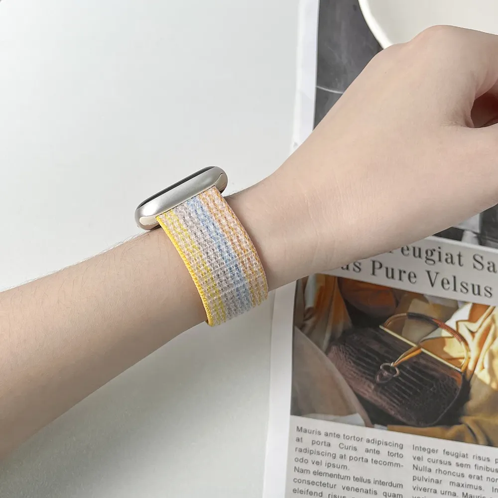 Bracelet nylon boucle pour Apple Watch 40 à 49 mm