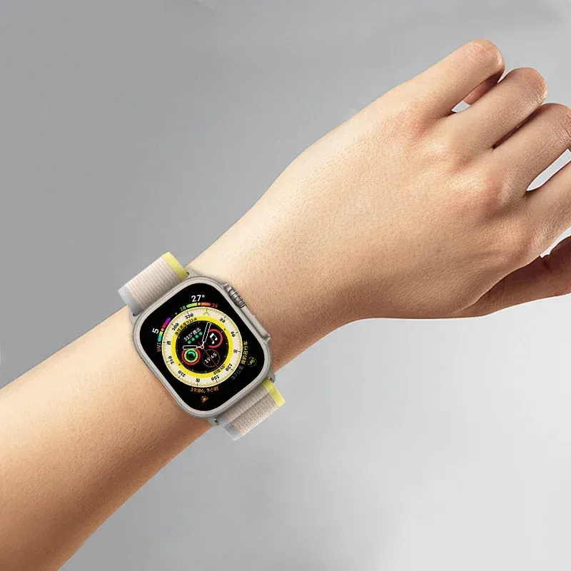 Bracelet nylon boucle sentier pour Apple Watch 38 à 49 mm
