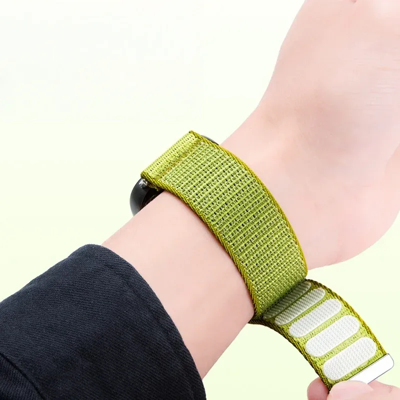 Bracelet nylon pour montre connectée 22 à 26 mm