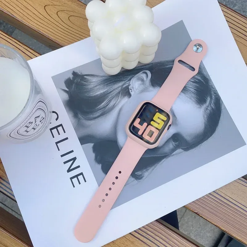 Bracelet silicone pour Apple Watch 38 à 49 mm