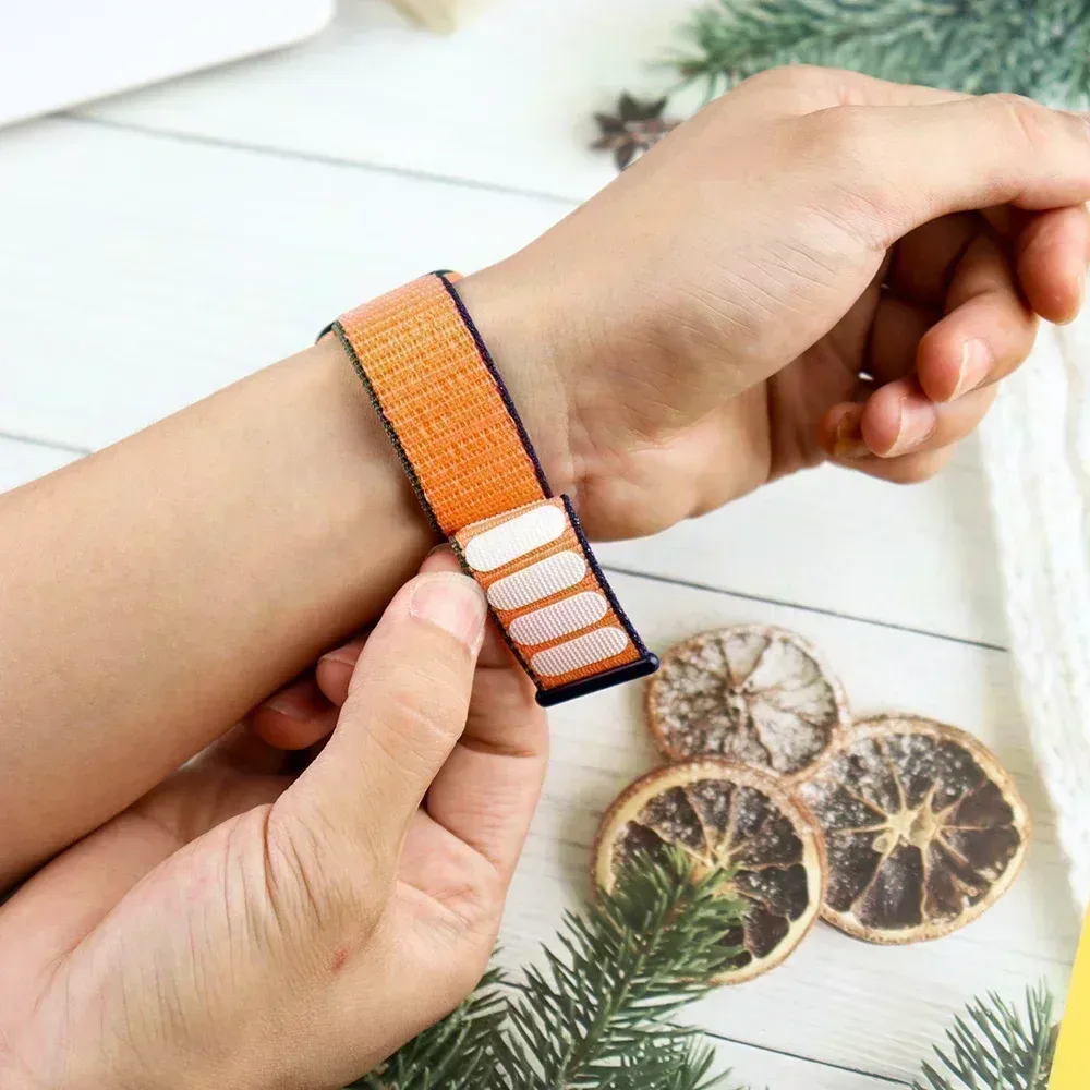 Bracelet sport nylon Apple Watch 38 à 49 mm