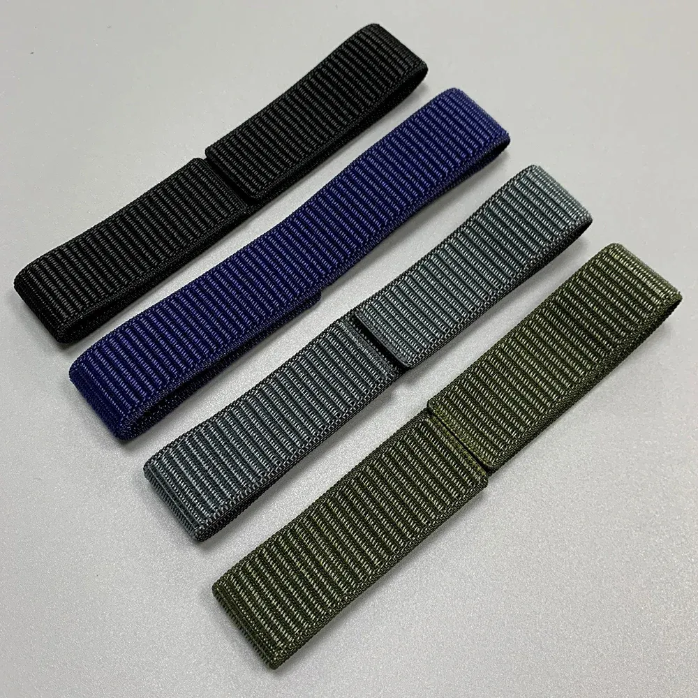 Bracelet sport nylon QuickFit 22 à 26 mm pour Garmin