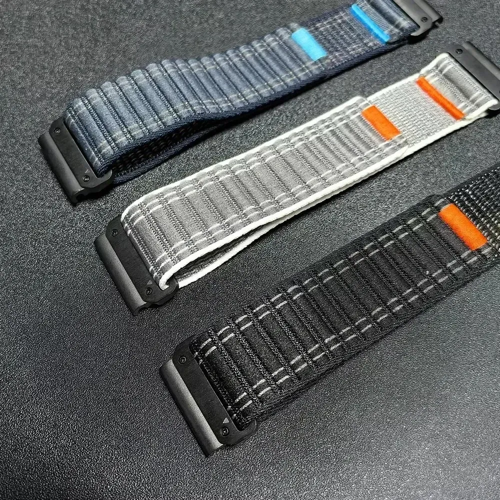 Bracelet sport nylon QuickFit 22 à 26 mm pour Garmin
