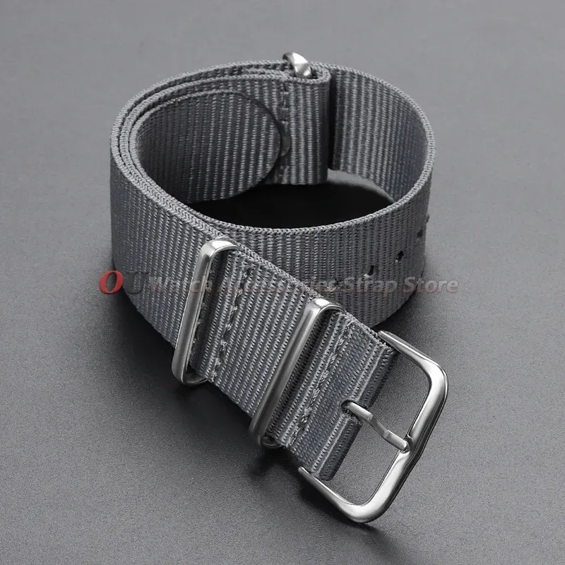 Bracelet toile nylon monobloc 12 à 24 mm universel