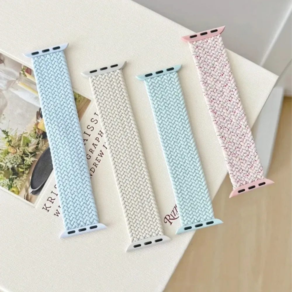Bracelet tressé Solo Loop pour Apple Watch 38 à 49 mm