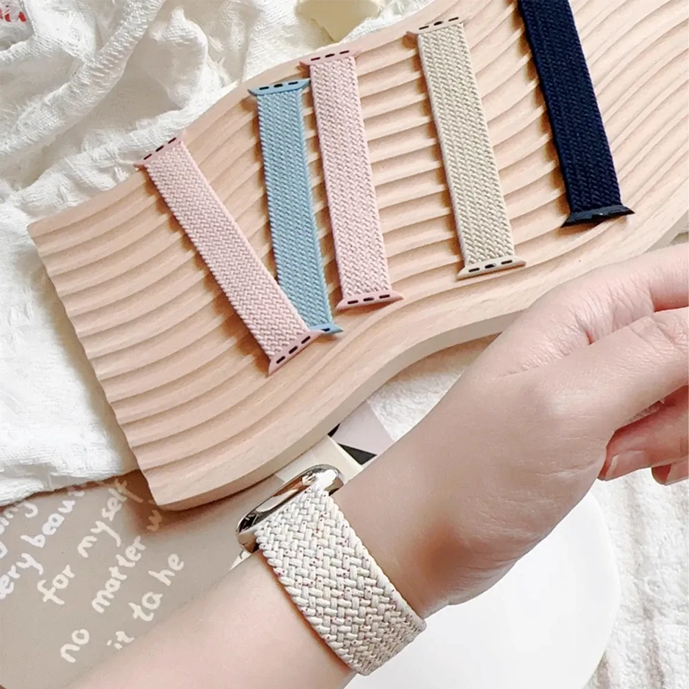 Bracelet tressé Solo Loop pour Apple Watch 38 à 49 mm