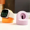 Support chargeur silicone pour Apple Watch toutes séries – 4
